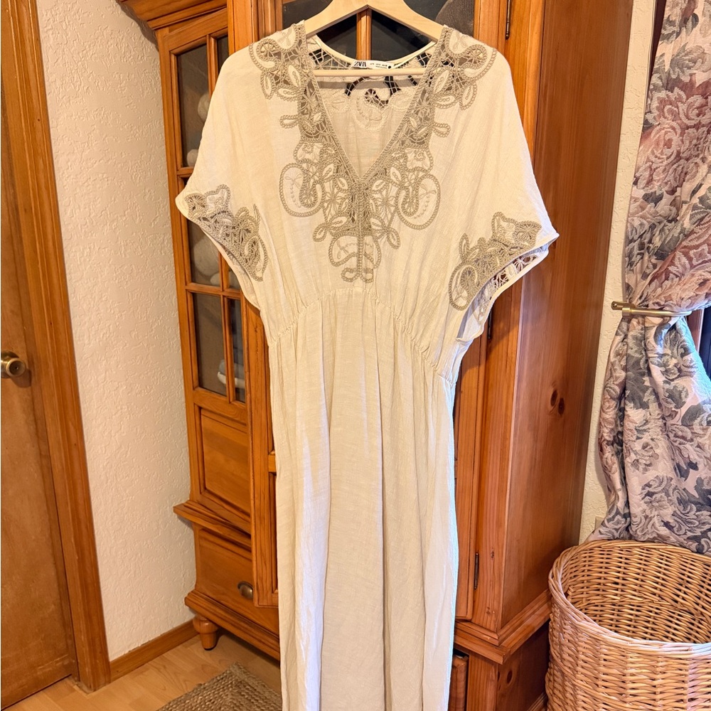 Zara Cream Maxi Dress with Embroidered Detail